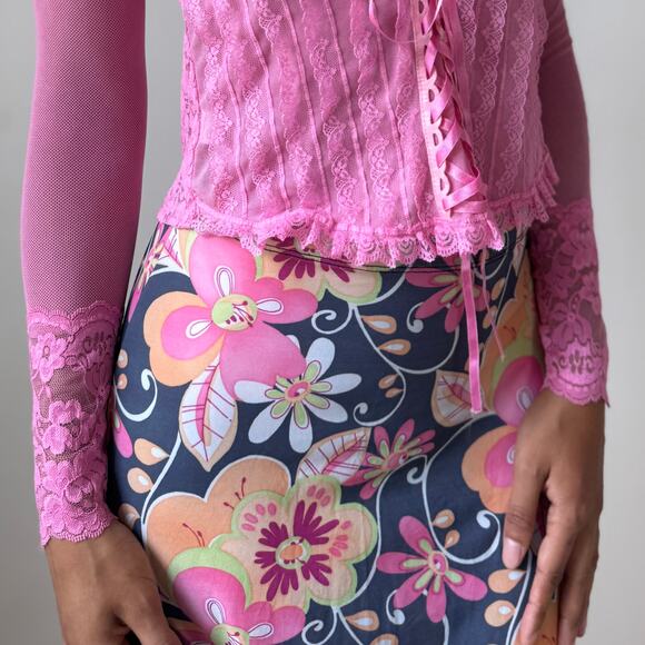 Vintage Y2K Pink Lace Corset-Style Long Sleeve Top (S) - Picture 4 of 8